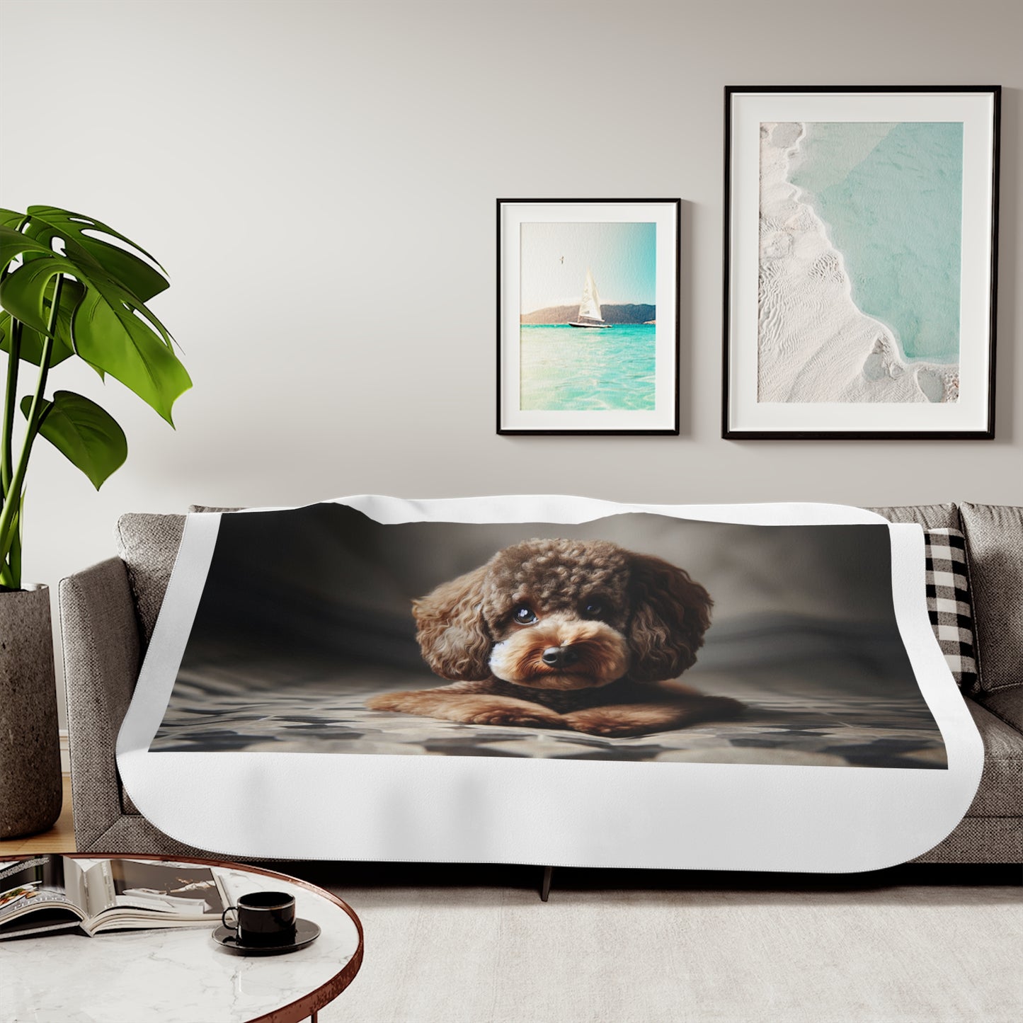 Cozy Sherpa Blanket in Two Warm Colors, Soft Plush Throw for Home, Ideal for Camping, Gifts, and Winter Evenings, Pet Lovers Blankets