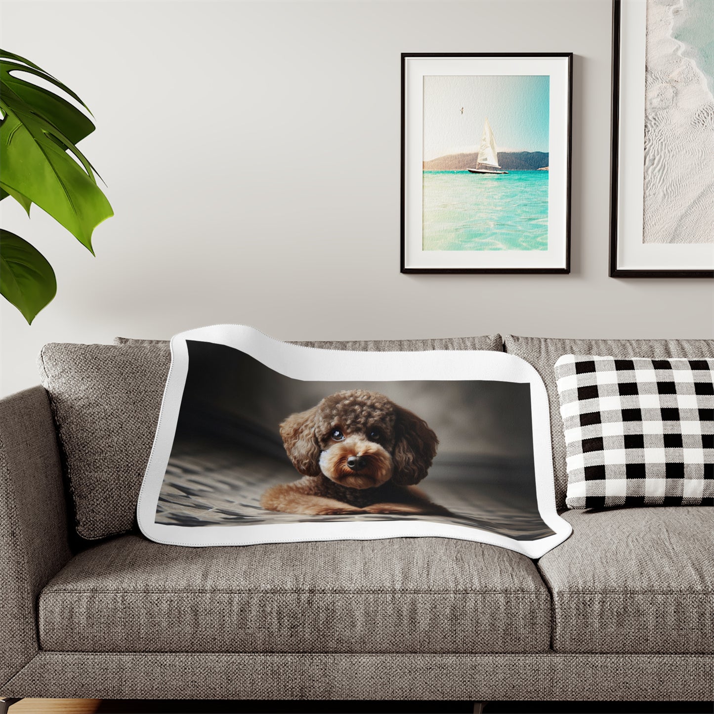 Cozy Sherpa Blanket in Two Warm Colors, Soft Plush Throw for Home, Ideal for Camping, Gifts, and Winter Evenings, Pet Lovers Blankets